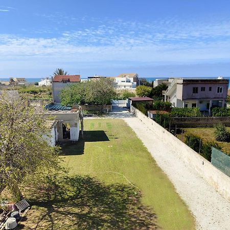 Casa Sicilia - Riviera Sicily Beach Guest House ดอนนาลูกาตา ภายนอก รูปภาพ