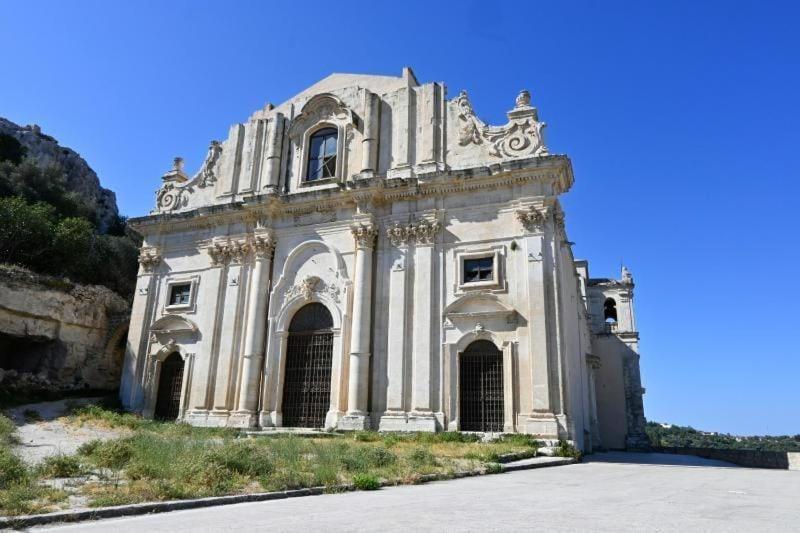Casa Sicilia - Riviera Sicily Beach Guest House ดอนนาลูกาตา ภายนอก รูปภาพ