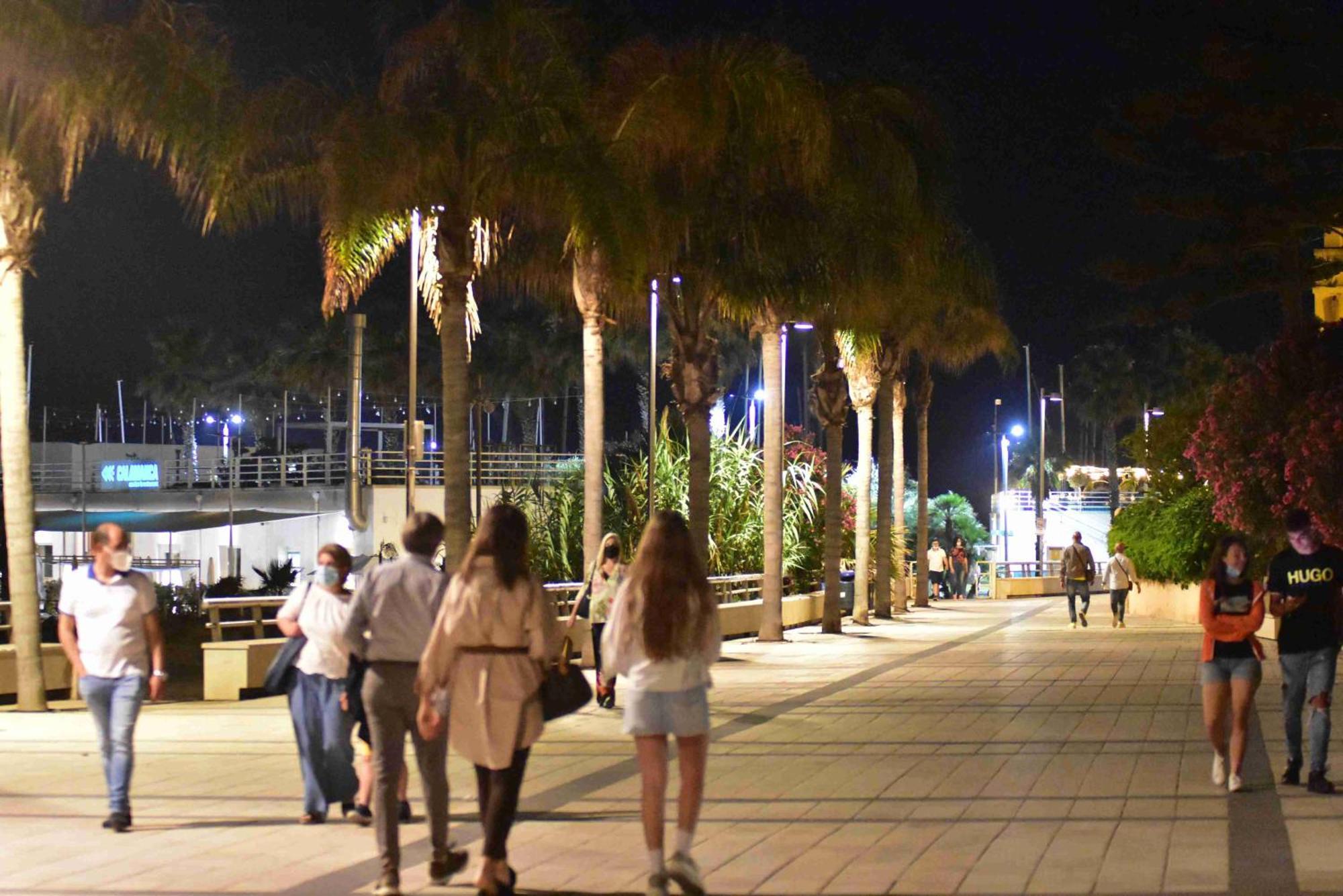 Casa Sicilia - Riviera Sicily Beach Guest House ดอนนาลูกาตา ภายนอก รูปภาพ