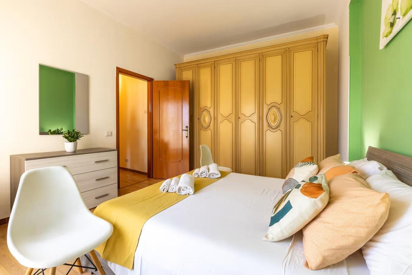 Casa Sicilia - Riviera Sicily Beach Guest House ดอนนาลูกาตา ภายนอก รูปภาพ